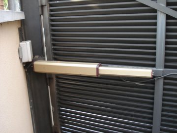 Motor Puertas 2 - Motorizaci&oacute;n Reparaci&oacute;n Motor Puertas de Garaje Barcelona Madrid