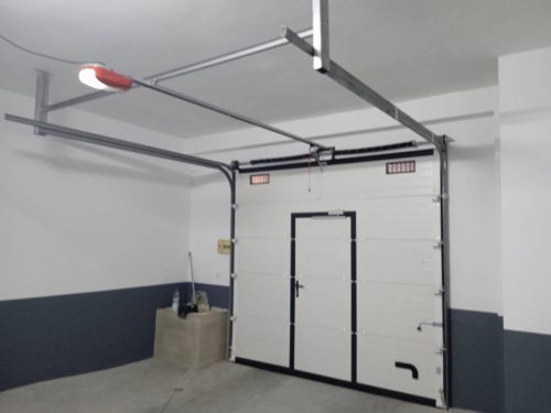 Seccionales 3 - Mantenimiento Reparaci&oacute;n Puertas de Garaje Seccionales Barcelona Madrid