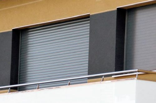 persianas casas 7 - Instalaci&oacute;n Reparaci&oacute;n Persianas Domesticas de Casa en Barcelona y Madrid